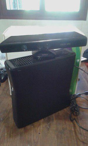 Xbox 360s 4gb + Kinetic + Dos Joystick + 84 Juegos