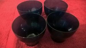 4 vasos azules para vino generoso