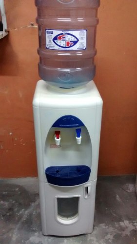 Dispense De Agua Fria Y Caliente + Heladera