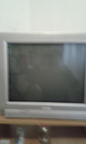 TV PHILIPS 21"IMPECABLE $