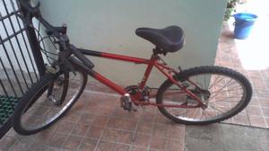 Bicicleta Mountain Bike