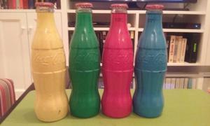 Promoción De 4 Botellas De Coca-cola Un Color Una Causa.