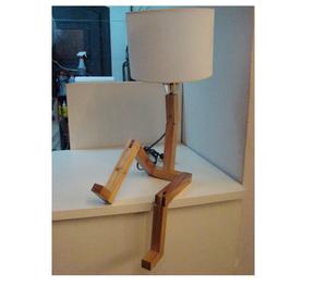 Robotlamp en madera