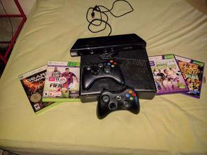 Xbox 360 Slim Con 2 Joys + Kinect + 4 Juegos