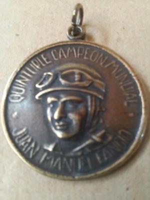 Medalla de Juan Manuel Fangio $800