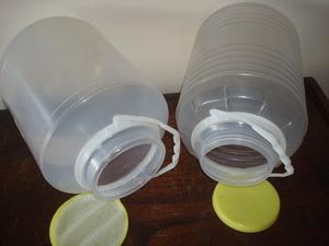 Tarros Plasticos de 8 litros