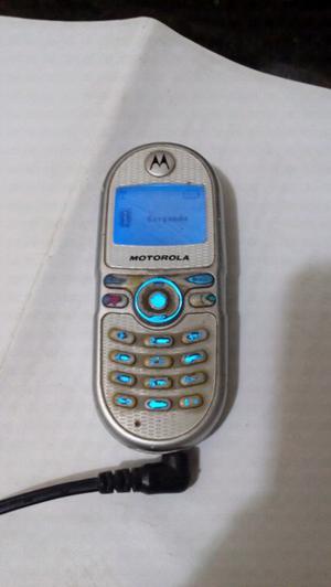 Motorola basico con cargador