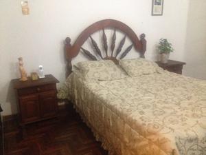 JUEGO DE DORMITORIO MATRIMONIAL DE ALGARROBO