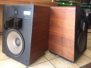 Altavoces JBL L300 Summit