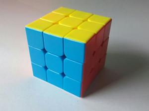 Cubo Rubik Moyu Yulong 3x3 Stickerless + Base Moyu