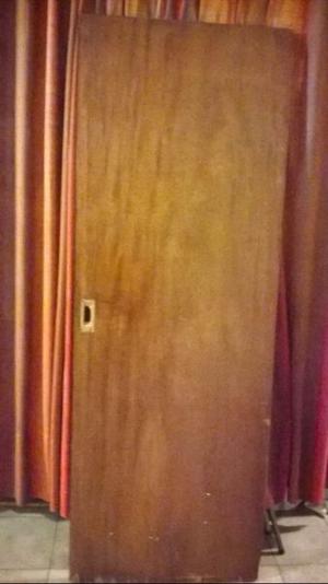 puerta de madera de embutir