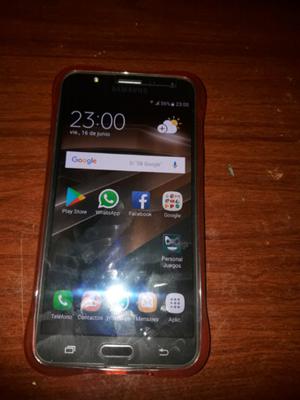 Líquido celular Samsung galaxy j7 libre con detalle en pin