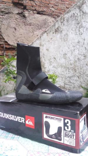 Botas de neoprene Quicksilver 3 mm talle 8 US ( arg)