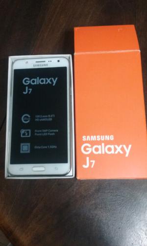 Samsung J7 Blanco Perlado C/Flash. LIBRE!!!