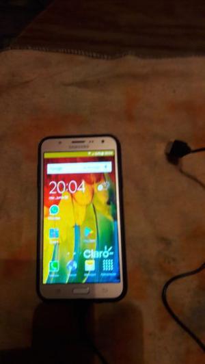 vendo samsung j7 en exelente estado esta okm