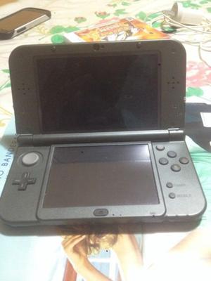 New Nintendo 3ds + pokemon Sol + cargador