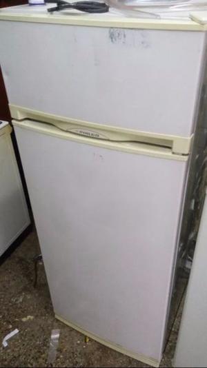 Heladera Con Freezer Philco Al Mejor Precio! Con Garantia!