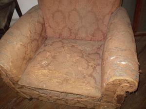 Estructura de sillón antiguo vintage – retro para