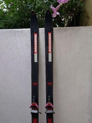 Vendo tablas de ski Rossignol y bastones usados