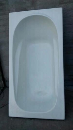 BAÑERAS EN FIBRA DE VIDRIO