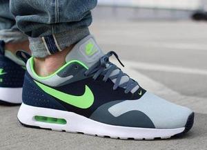 Nike Air Max Tavas