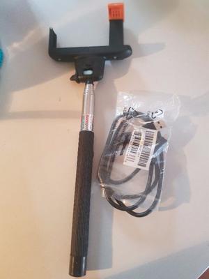 Selfie Stick con bluetooth y cable