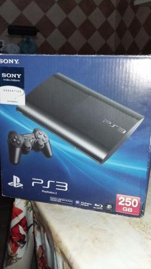 Vendo play 3 casi nueva sin uso