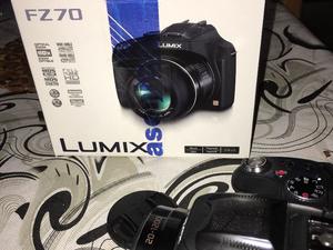 Vendo cámara de fotos Panasonic FZ 70 de 64 gb de memoria