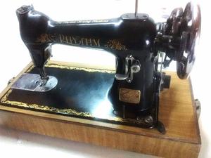Maquina de coser antigua electica funcionando