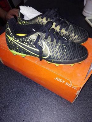 Vendo botines como nuevos