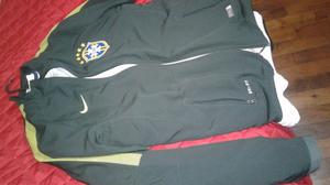 Vendo campera brasil Nike