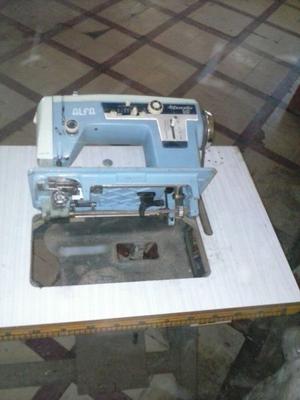 Maquina de coser antigua ALFA electrica