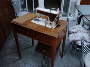extraordinaria maquina de coser singer. reliquia!!! y