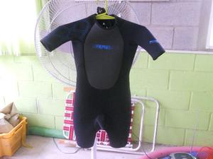 Equipo de neoprene para niño