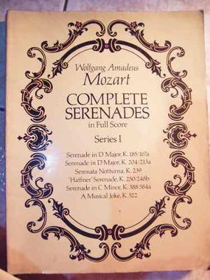 Partitura Complete Serenades In Full Score, W. A. Mozart
