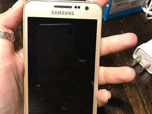 Samsung A3 dorado como nuevo COMPLETO