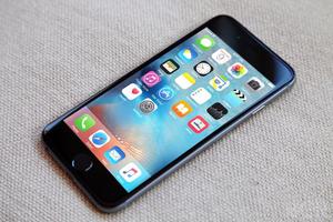 iPhone 6 16gb igual a nuevo