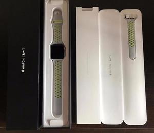 Apple Watch Nike (Series 2) 42mm