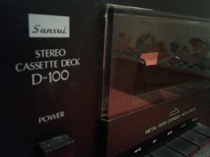 Stereo Cassette Deck SANSUI, modelo D-100