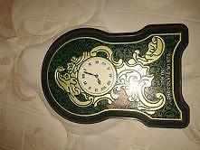 lata vacia de chocolates after eight. forma reloj$300