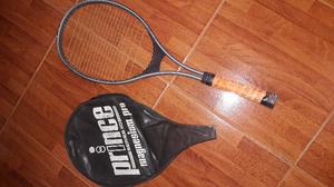 raqueta de tenis usada