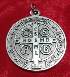 Medalla San Benito Italiana 3 Cm - Excelente Definición