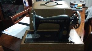 Vendo máquina de coser Singer