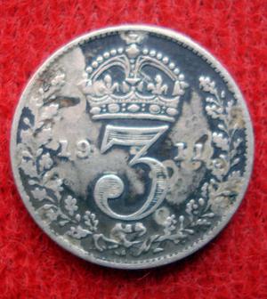 moneda de plata 3 peniques de  inglatera