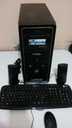 vendo pc sin monitor impecaable  pesos