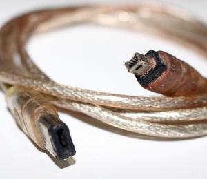 Cable Firewire Plateado