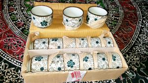 Tazas de cerámica orientales sin asa
