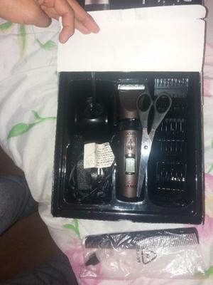 Vendo Maquina para cortar pelo Clipper