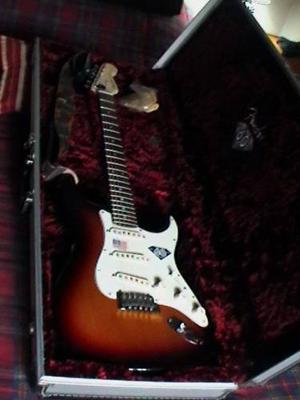 Guitarra Fender Strato 60 Aniversario Americana