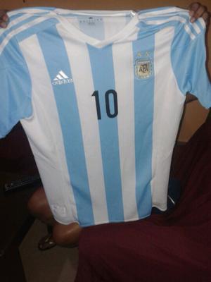 Camiseta de la selección argentina talle M.